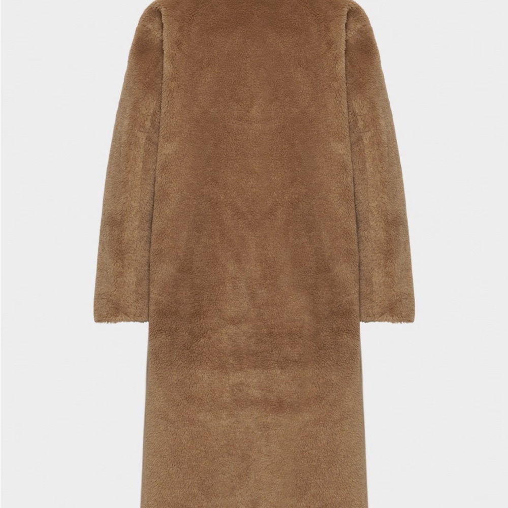 Aritzia Babaton The Teddy Coat Color Seville Size M LONG VERSION - Picture 12 of 13